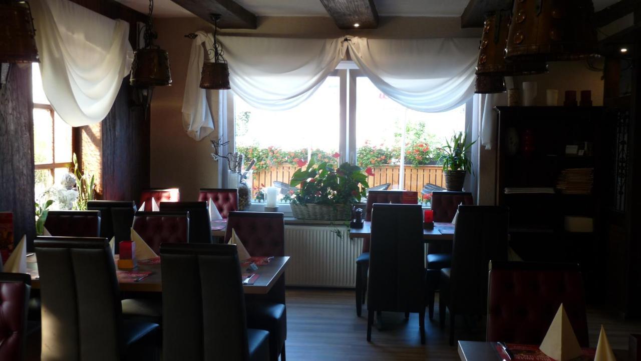 Hotel Rodizio Ug Wolfsbourg Extérieur photo