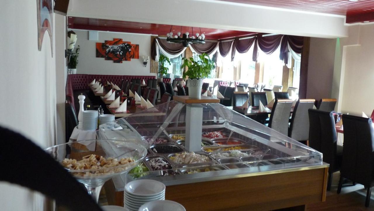 Hotel Rodizio Ug Wolfsbourg Extérieur photo