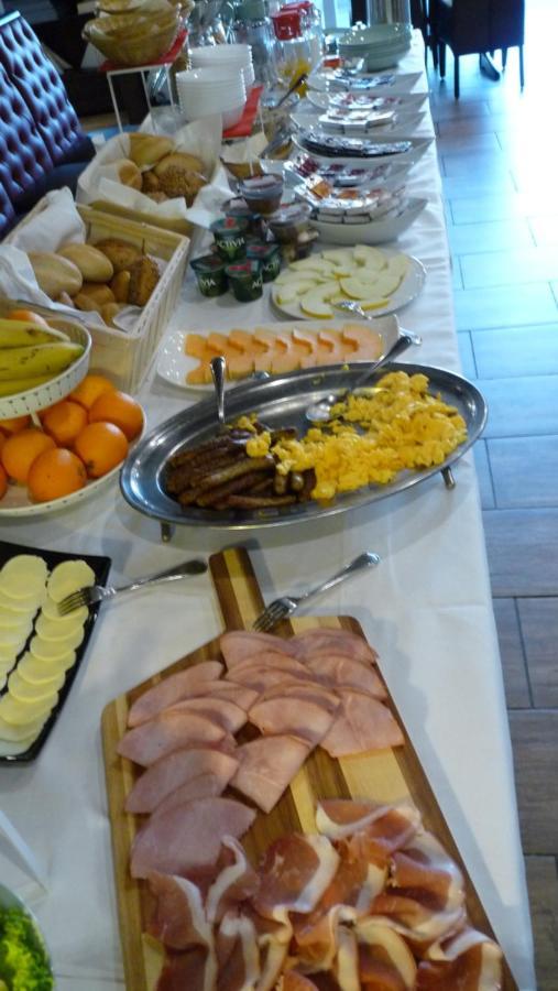 Hotel Rodizio Ug Wolfsbourg Extérieur photo