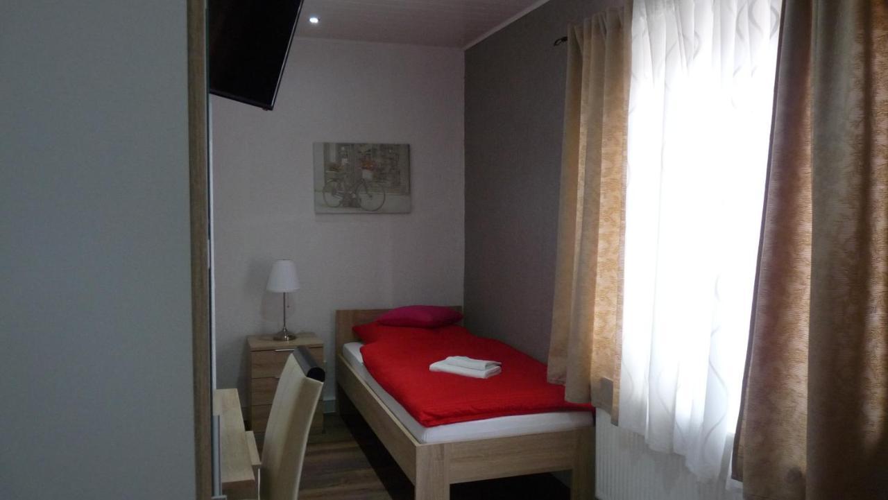 Hotel Rodizio Ug Wolfsbourg Extérieur photo